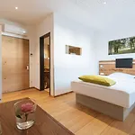 Hotel apartamentowy Nah Dran